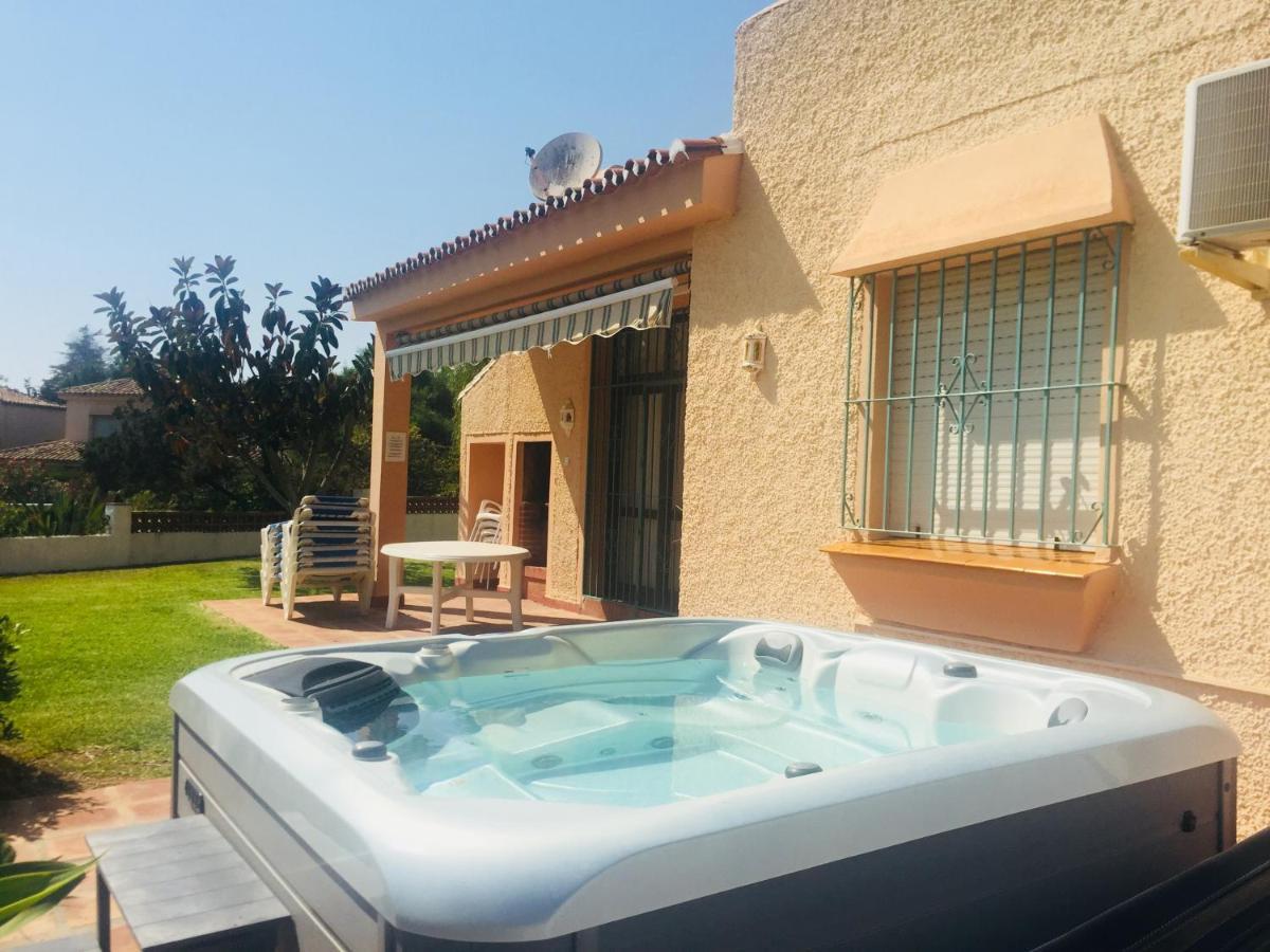 Marbesa Villas With Jacuzzi Marbella Exterior foto